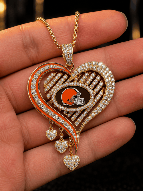 CLVB Solid Gold Chain with Diamond Pendant TMH
